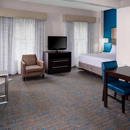Residence Inn By Marriott Cleveland Downtown Exterior photo